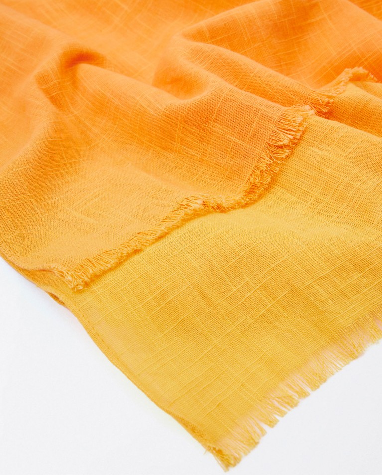 Fringed degraded sarong scarf with bangs Yellow