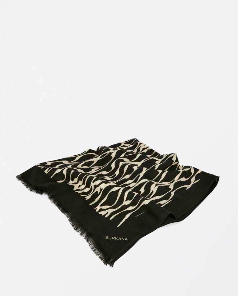 Printed viscose scarf Black