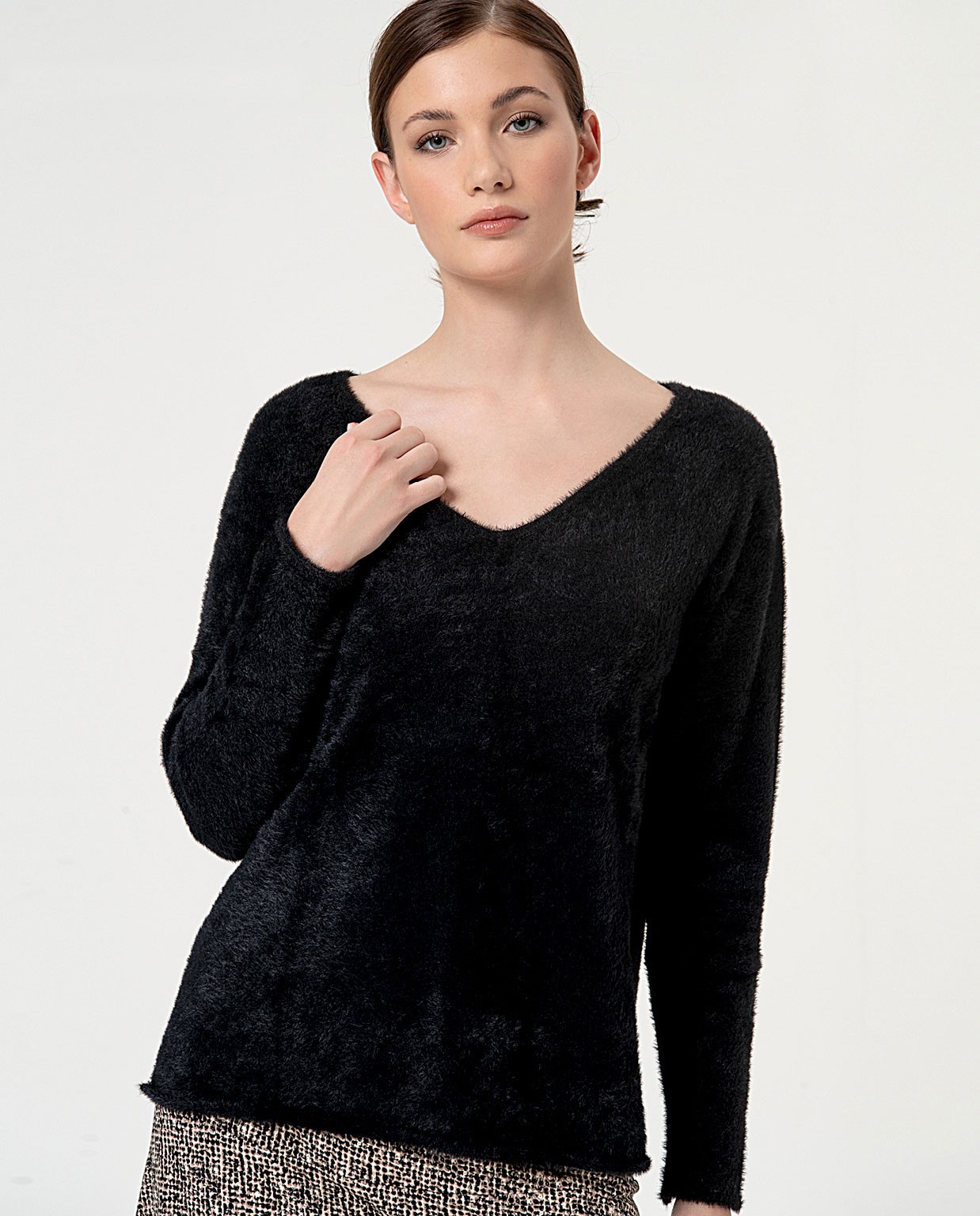 Plain brushed effect sweater Black