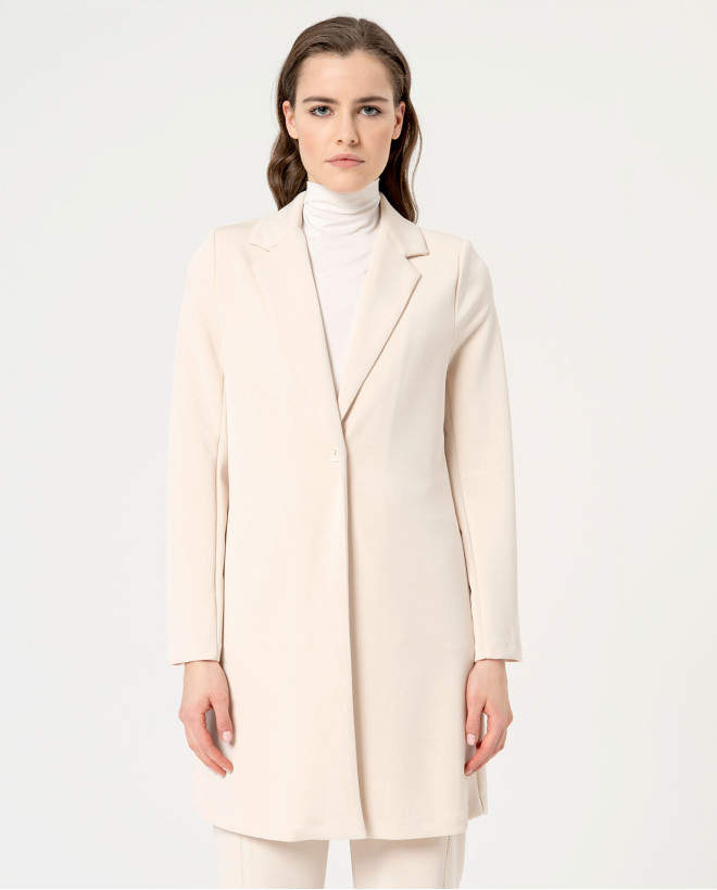 Plain elastic coat with...