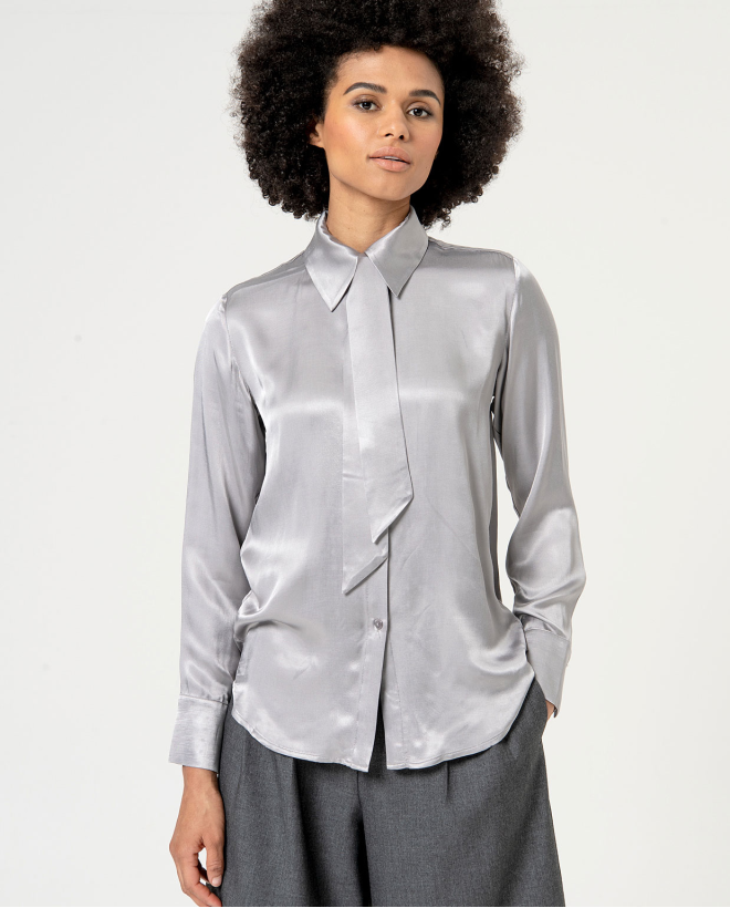 Satin shirt with plain bow Grey