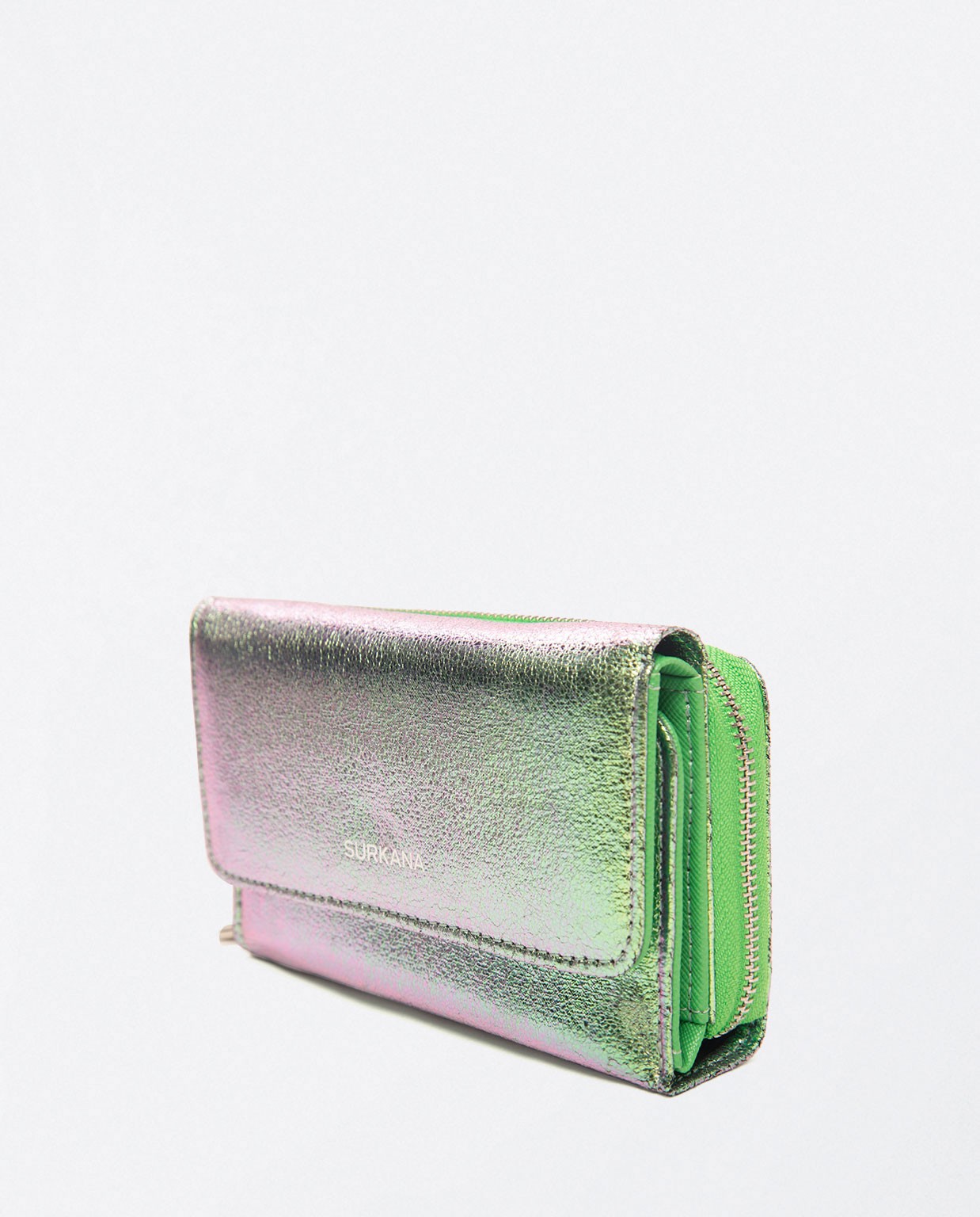 Medium wallet with metallic flap Green