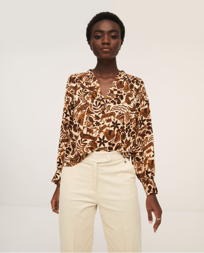 Blouse with raglan sleeves and mao neck Brown