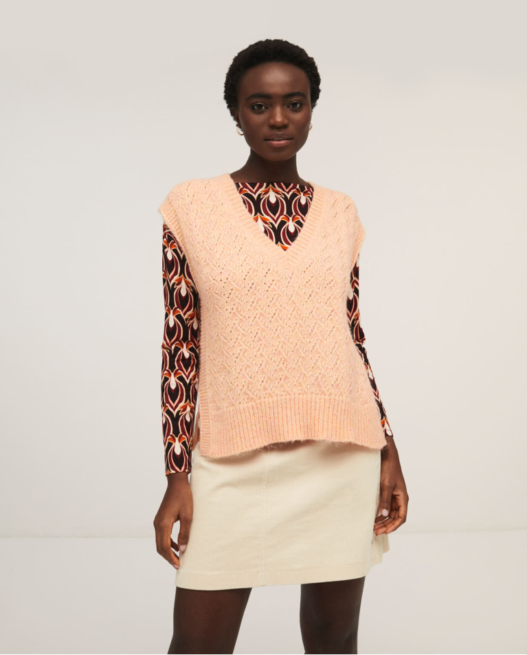 Knitted waistcoat V-neckline braided structure Orange