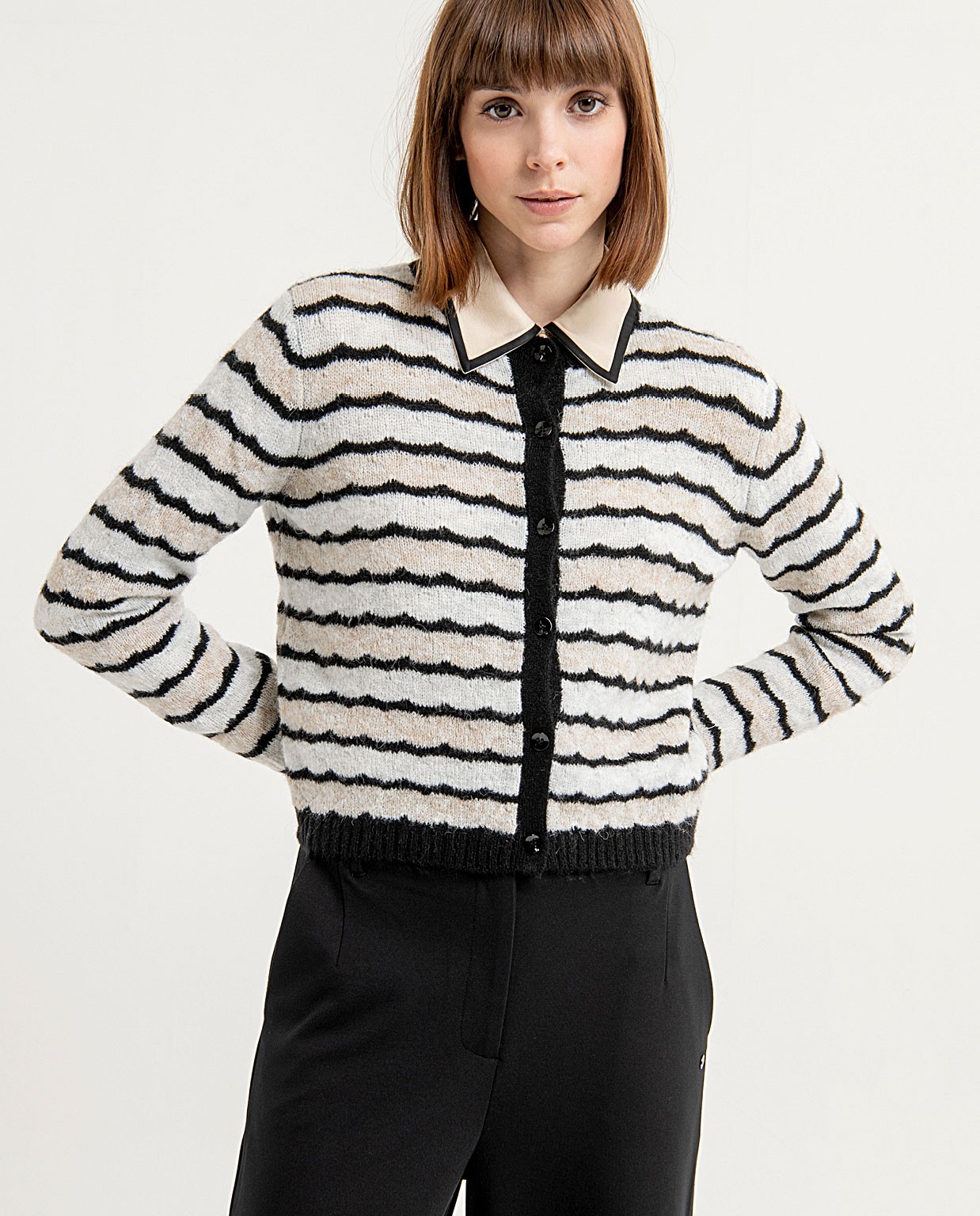 Knitted cardigan with striped round collar Black