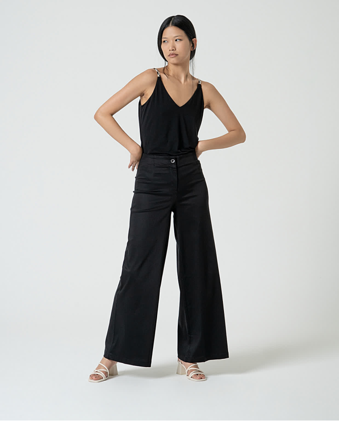 Solid stretch flare PANTS...