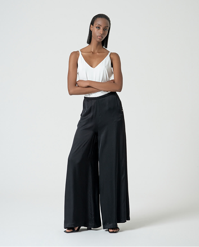 Pantaloni wide leg satinati tinta unita Nero