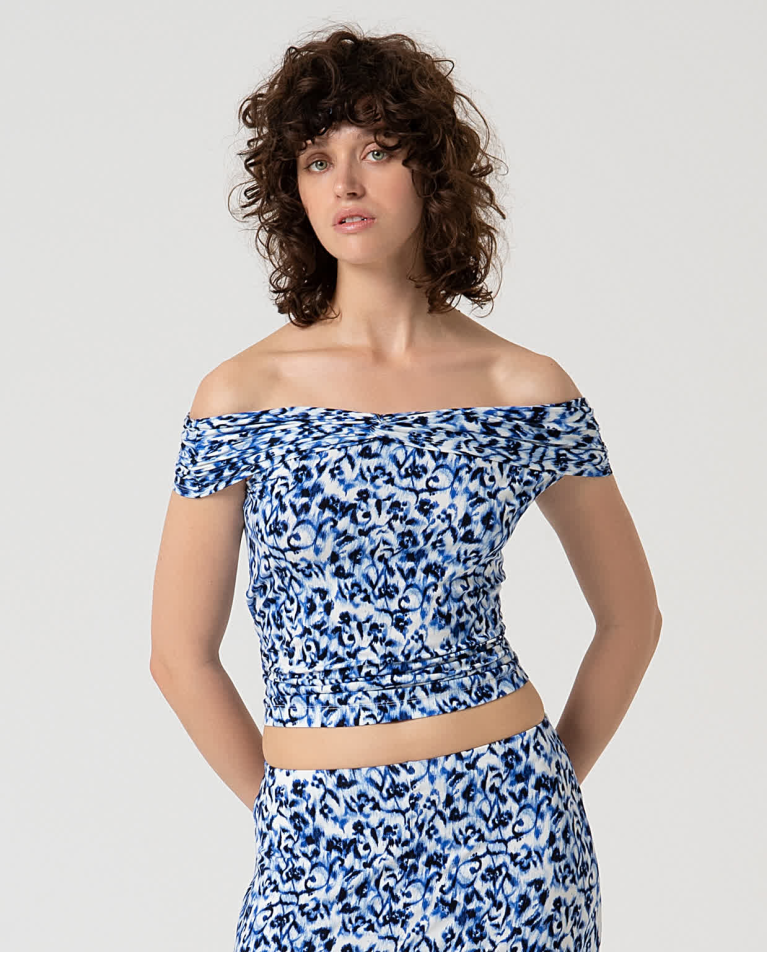 Top elasticizzato con scollo bardot Azzurro