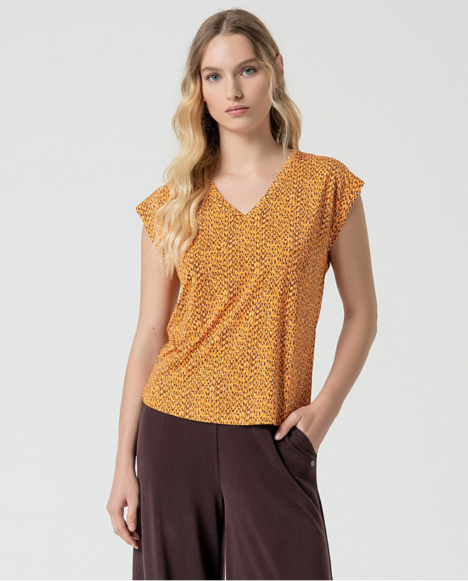 Stretch V-neck tee Yellow