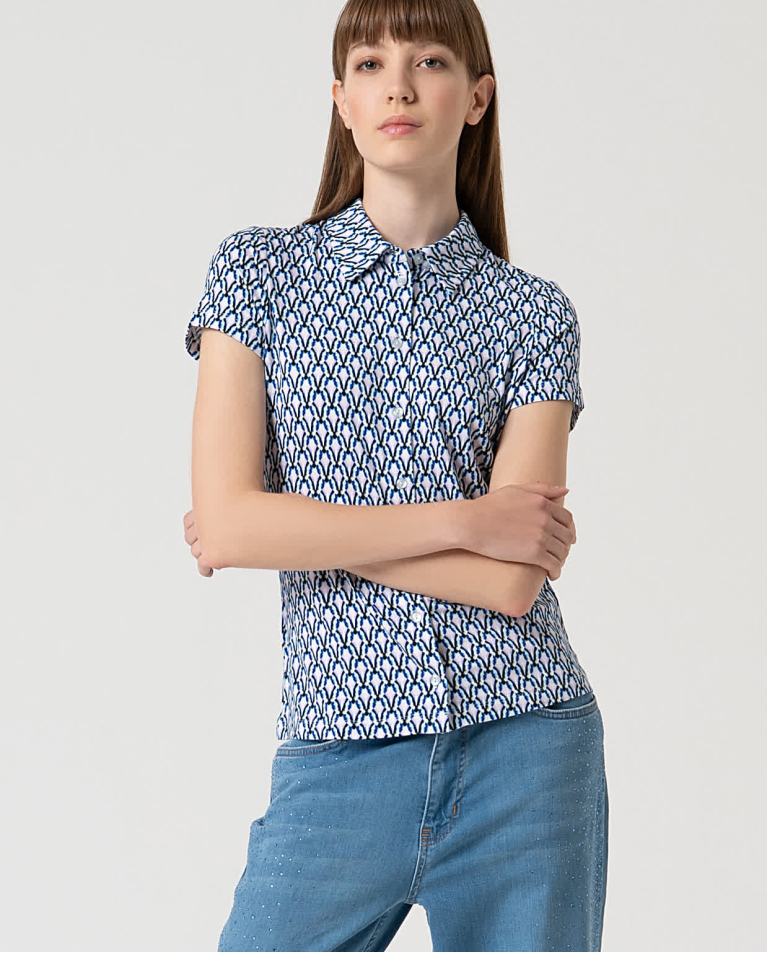 Camicia elasticizzata manica corta stampata Azzurro