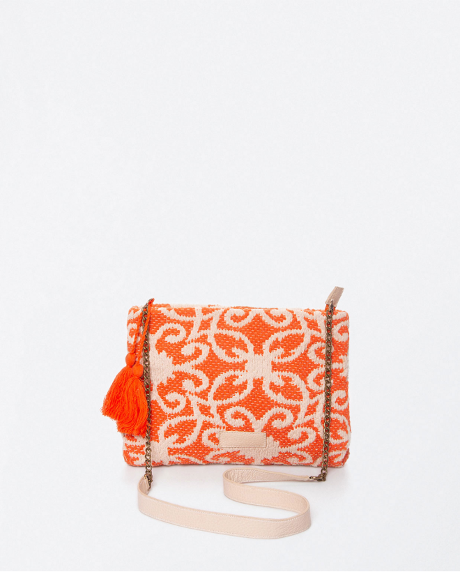 Borsa a tracolla con catena...