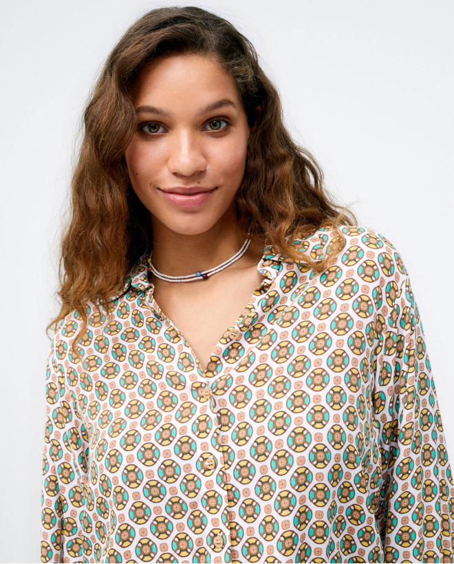 Camicia a maniche lunghe. Vita elastica. Stampa Giallo