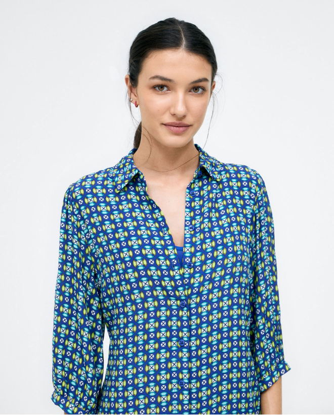 Abito a camicia. Maniche a sbuffo. Stampa Azzurro