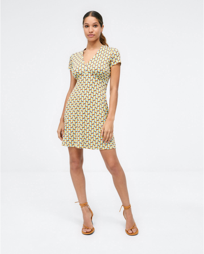 Short dress. V-neck. Elastic. Yellow