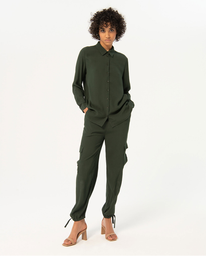 Camicia semplice in crepe a maniche lunghe Kaki