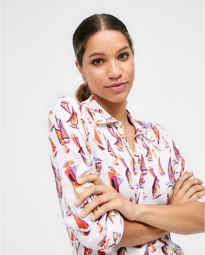 Camicia a maniche lunghe. Stampa di candele. Multi