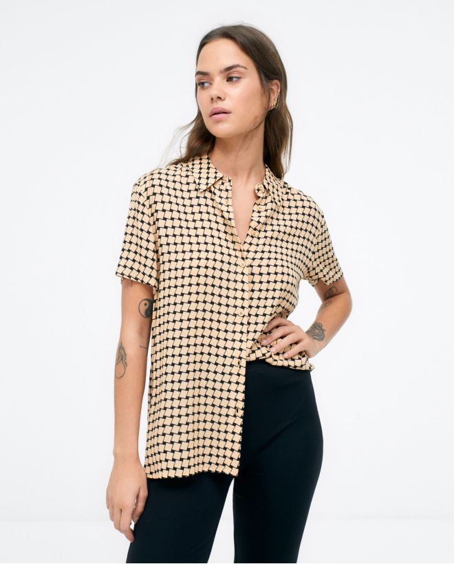 Short sleeve shirt....