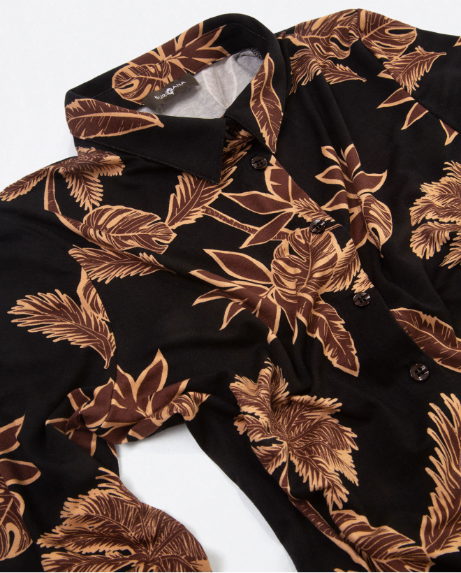 Elastic long sleeve shirt....