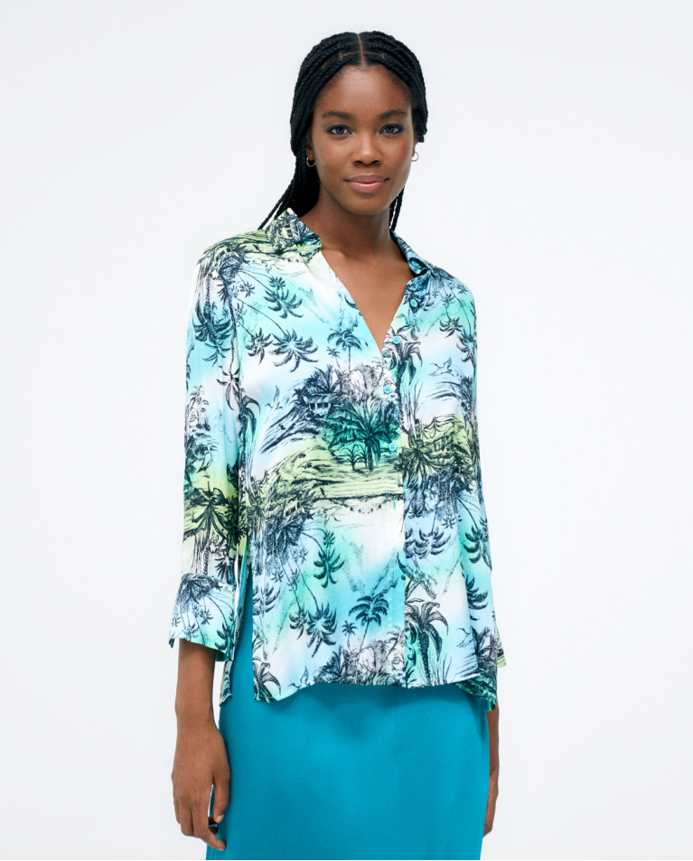 Camicia a maniche lunghe con spacco laterale. Stam Verde