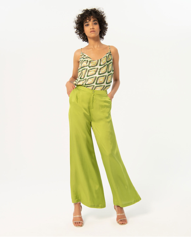 Pantaloni larghi in raso liscio Verde