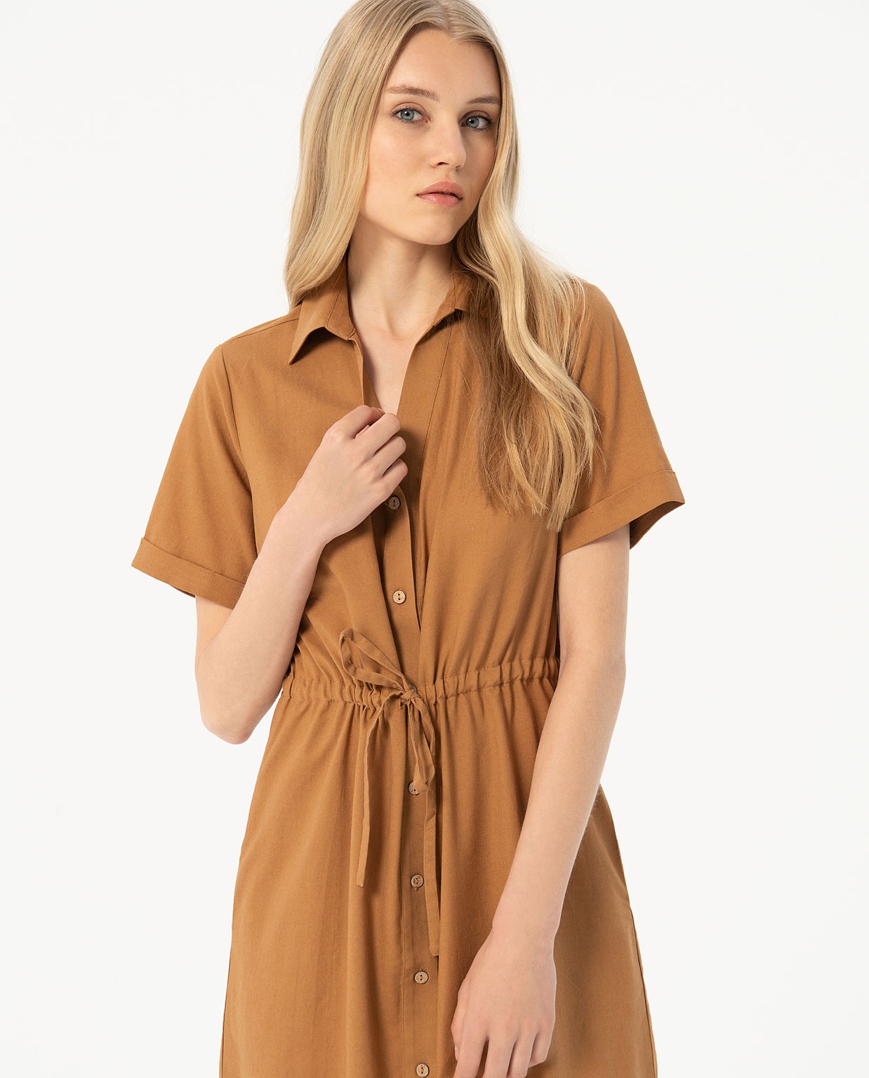 Vestito midi a tinta unita con cintura Light came