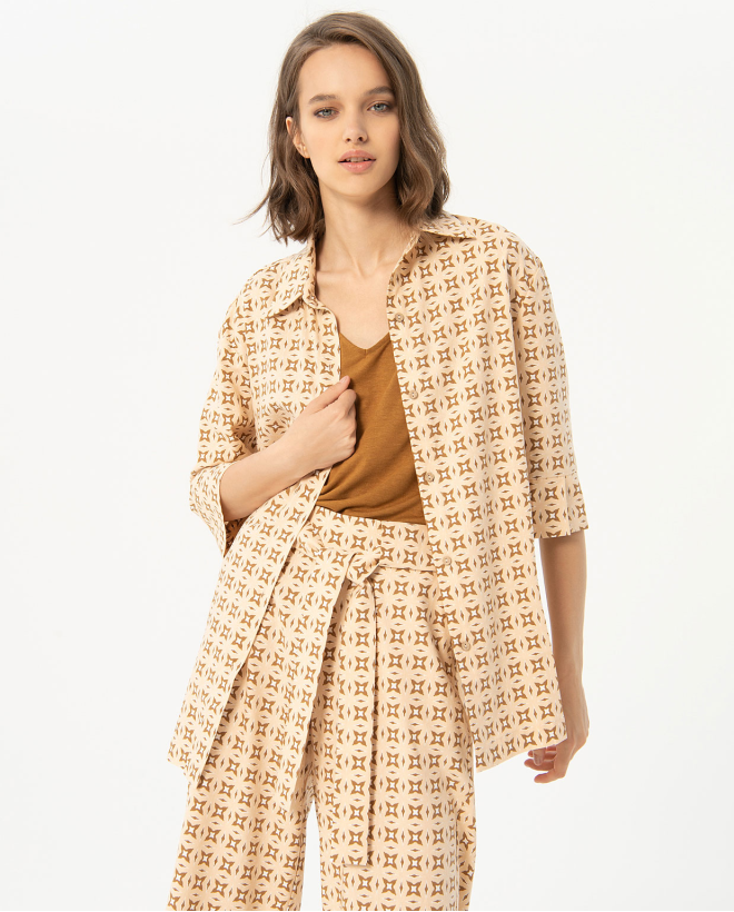 Camicia stampata con maniche a 3/4 Beige